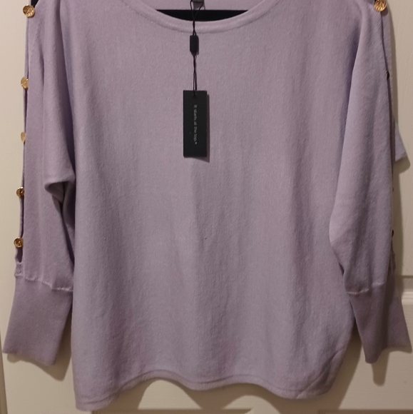 CABLE AND GAUGE LAVENDER PURPLE KEYHOLE SLEEVES GOLD BUTTONS TOP SIZE SMALL - Picture 5 of 15